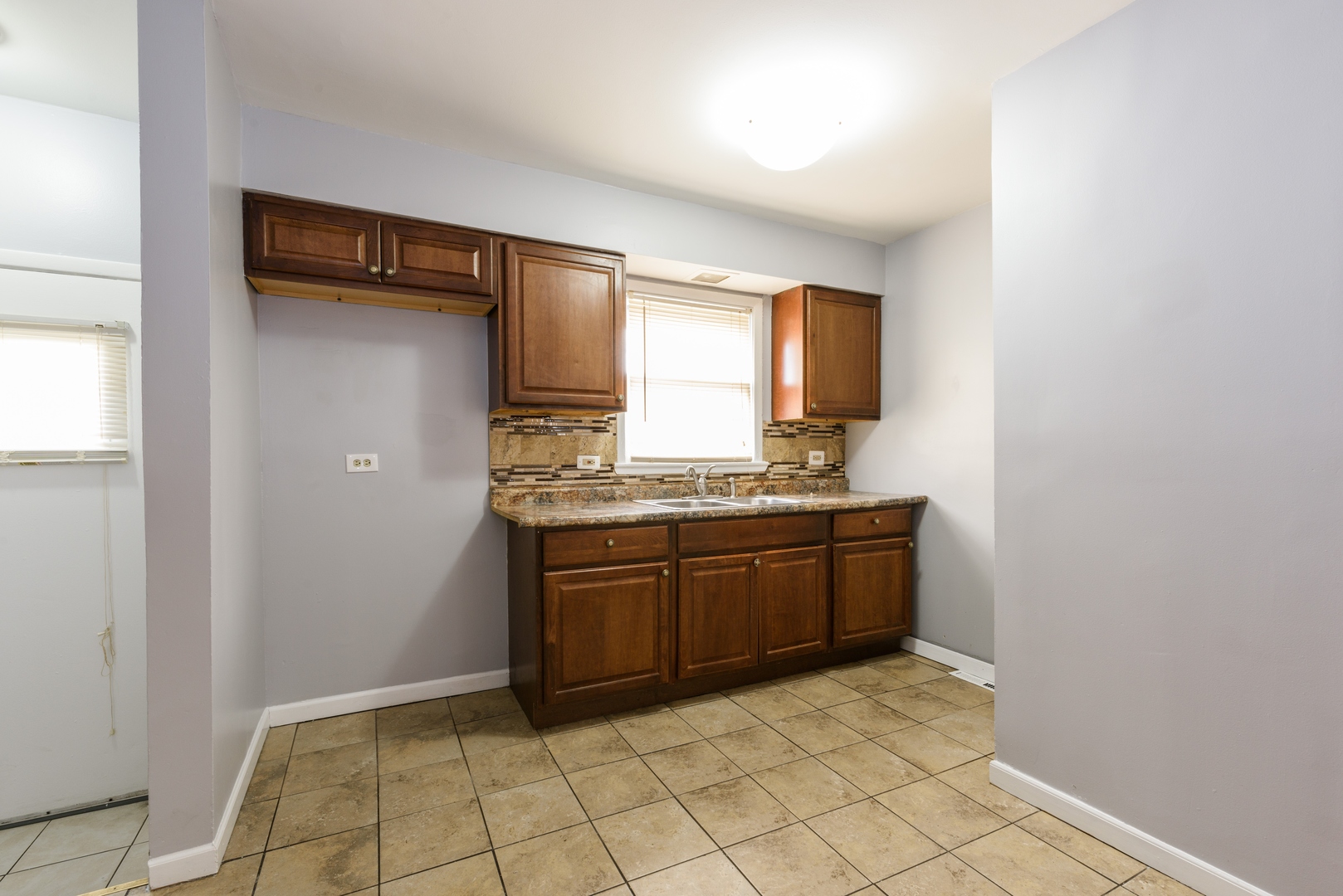 1221 West 112th Street Chicago, IL 60643 - Photo 3 of 7