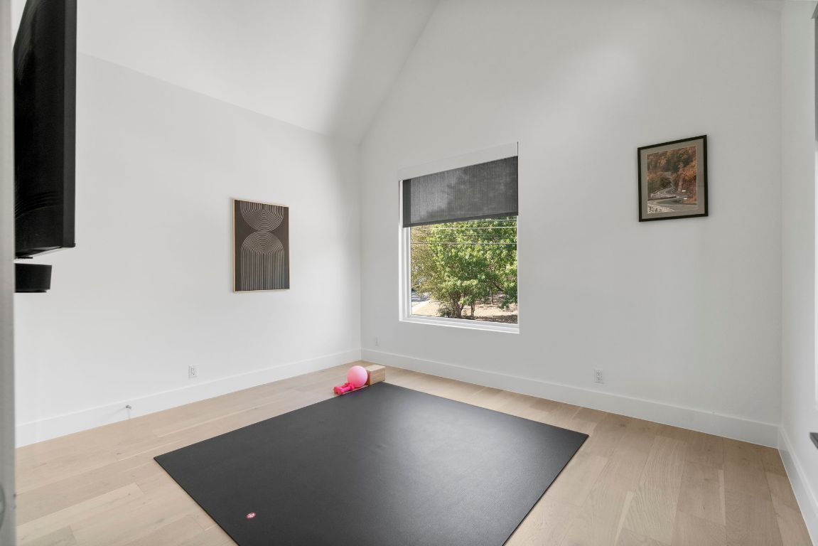 604 Cumberland Road Austin, TX 78704 - Photo 30 of 40 a view of an empty room with a window