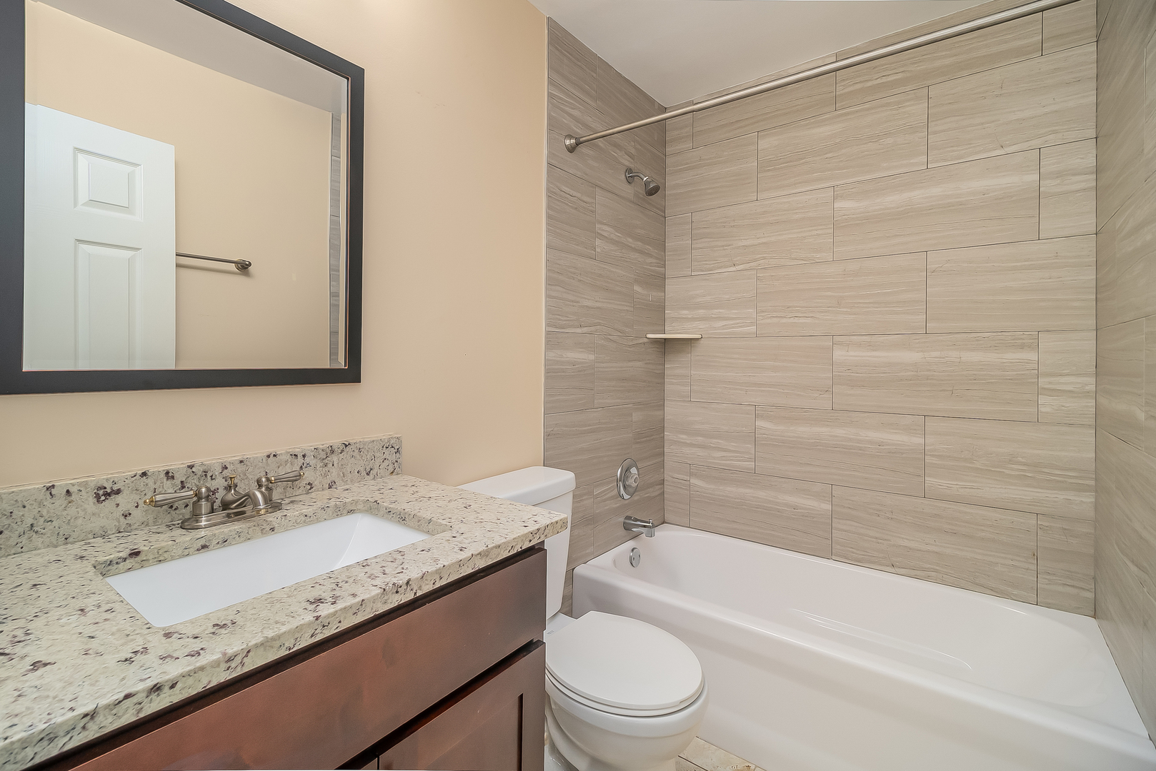 117 Julie Road Bolingbrook, IL 60440 - Photo 7 of 21