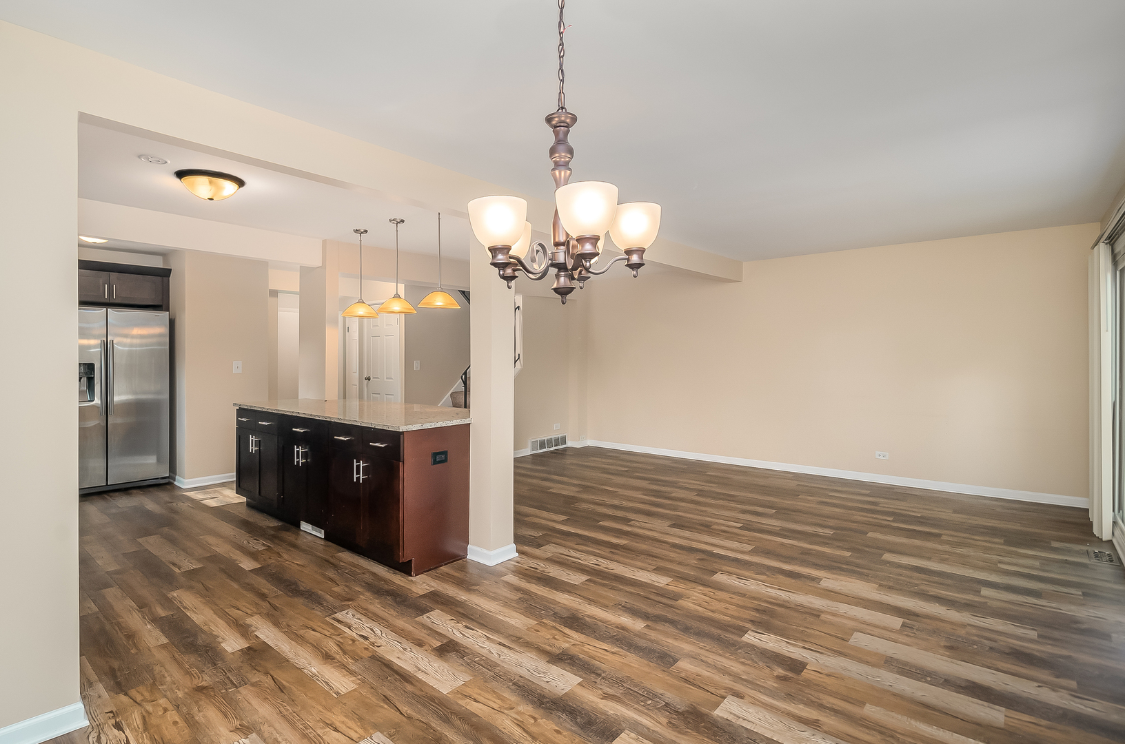 117 Julie Road Bolingbrook, IL 60440 - Photo 8 of 21