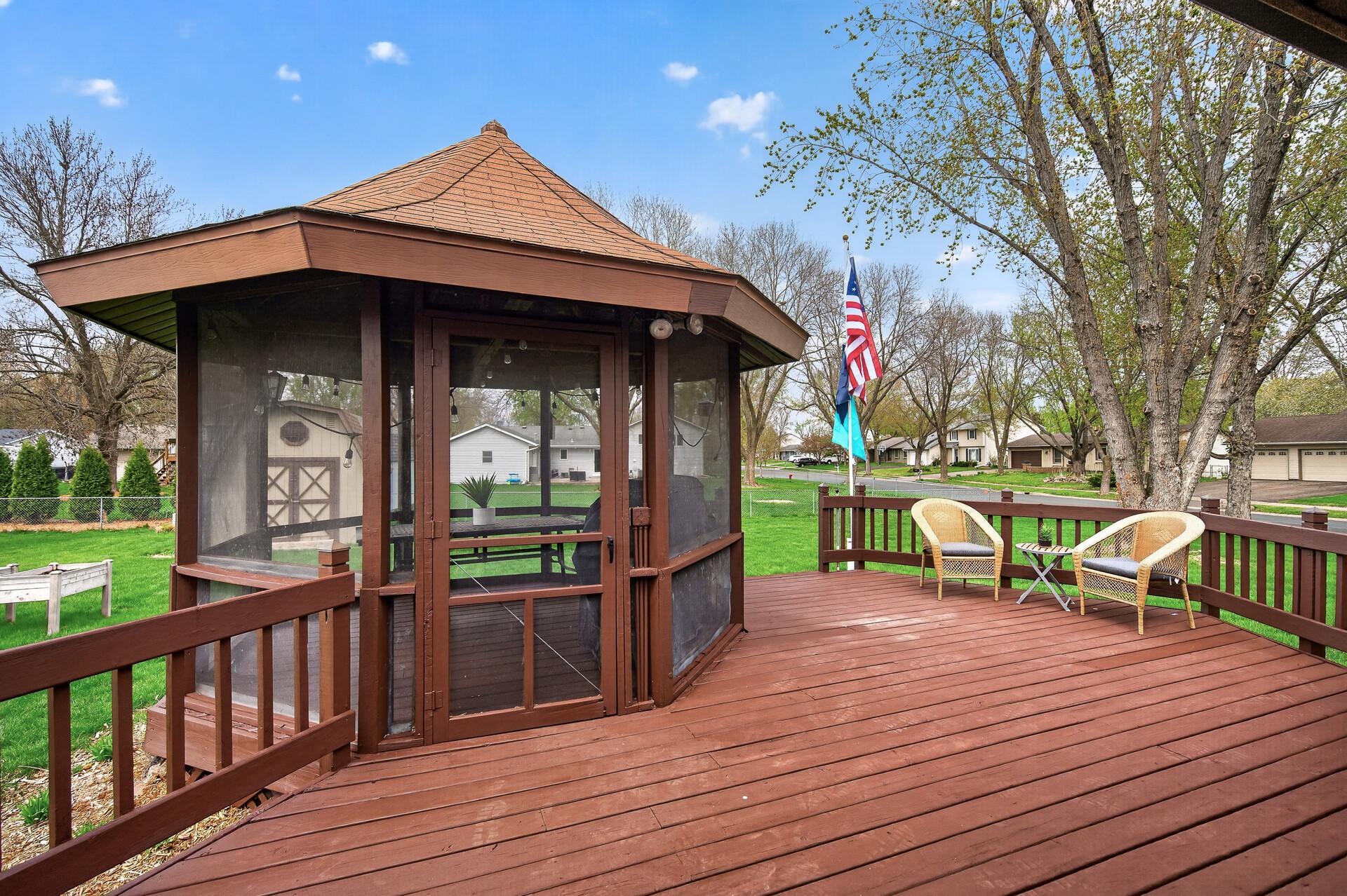 9904 107th Place North Maple Grove, MN 55369 - Photo 15 of 46