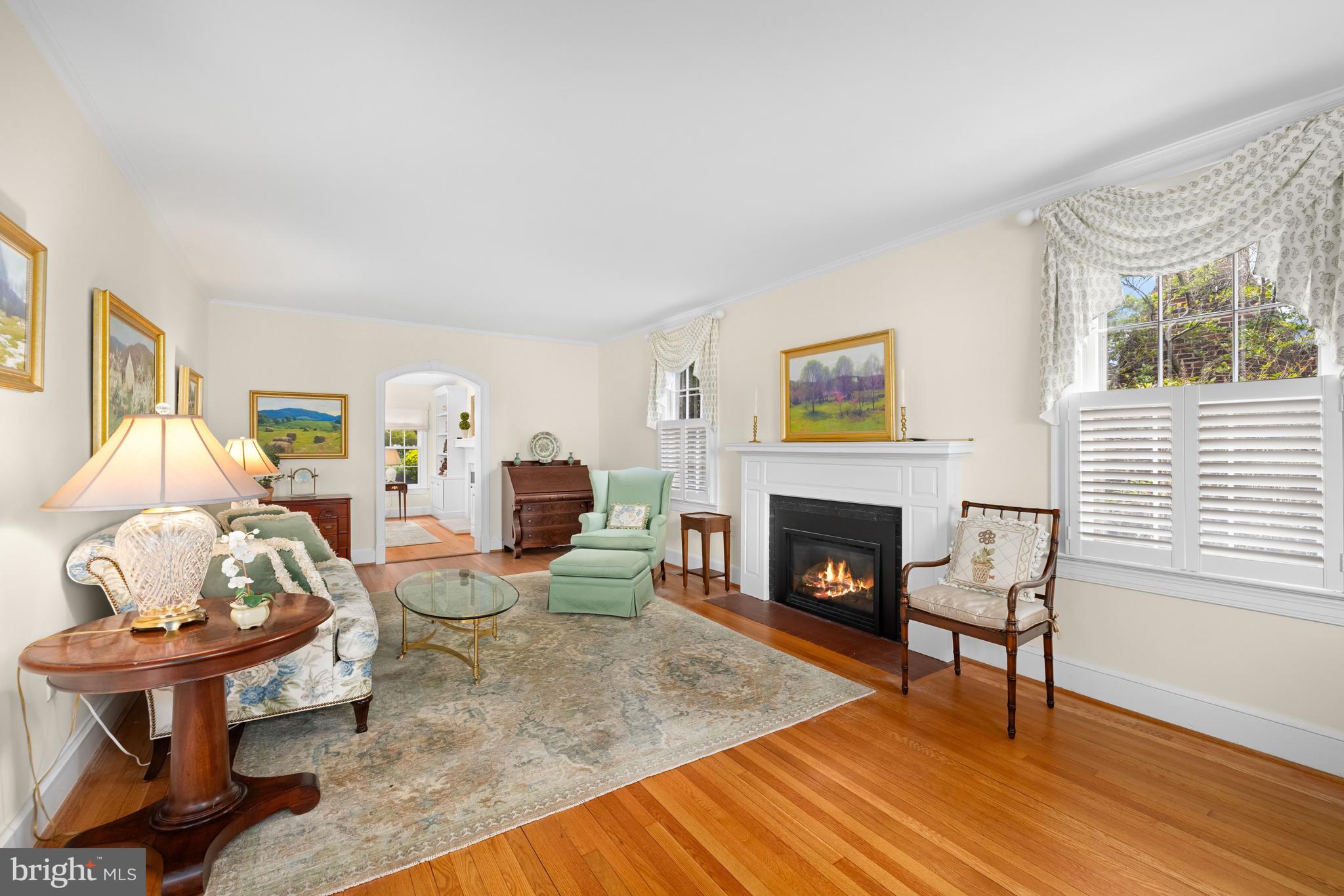 112 Summerfield Road Chevy Chase, MD 20815 - Photo 5 of 42 Main Level - Living Room
