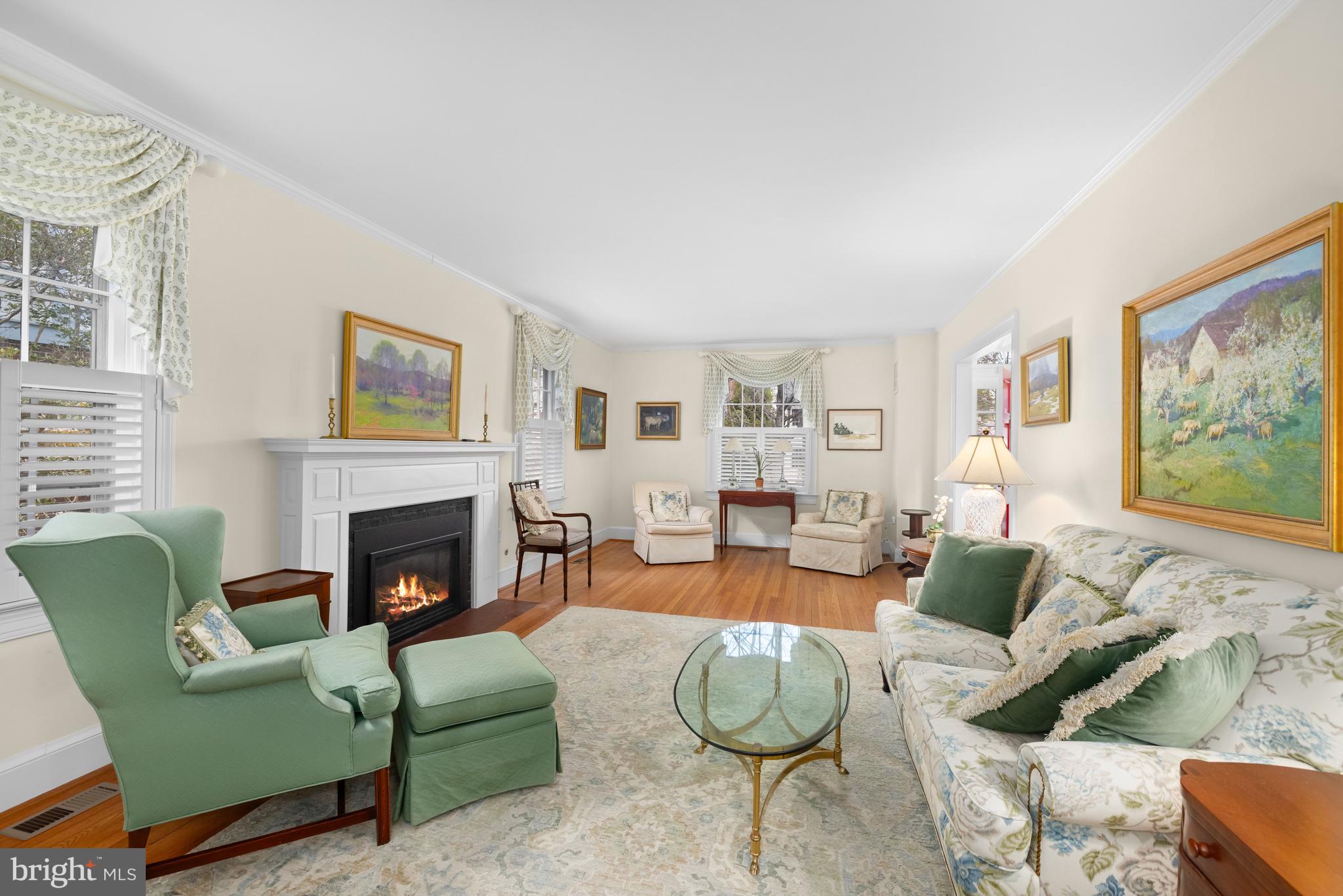 112 Summerfield Road Chevy Chase, MD 20815 - Photo 6 of 42 Main Level - Living Room