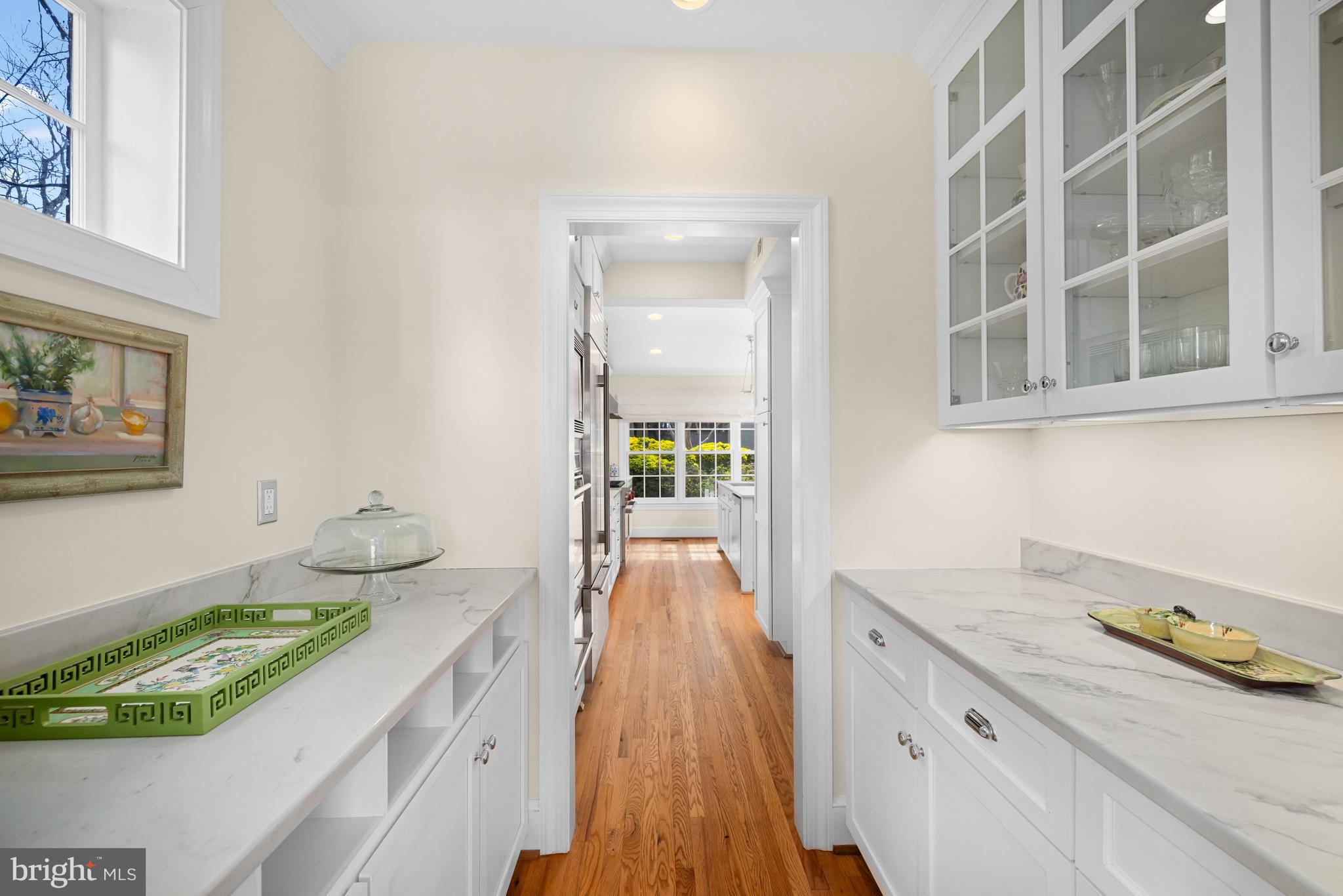 112 Summerfield Road Chevy Chase, MD 20815 - Photo 9 of 42 Main Level - Butler's Pantry