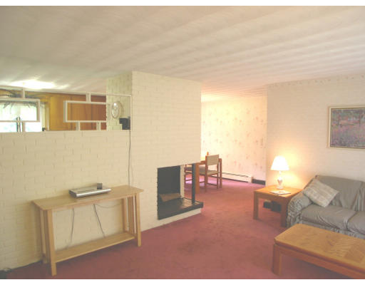 16 Campello Road Framingham, MA 01701 - Photo 2 of 7 Gallery Image 2