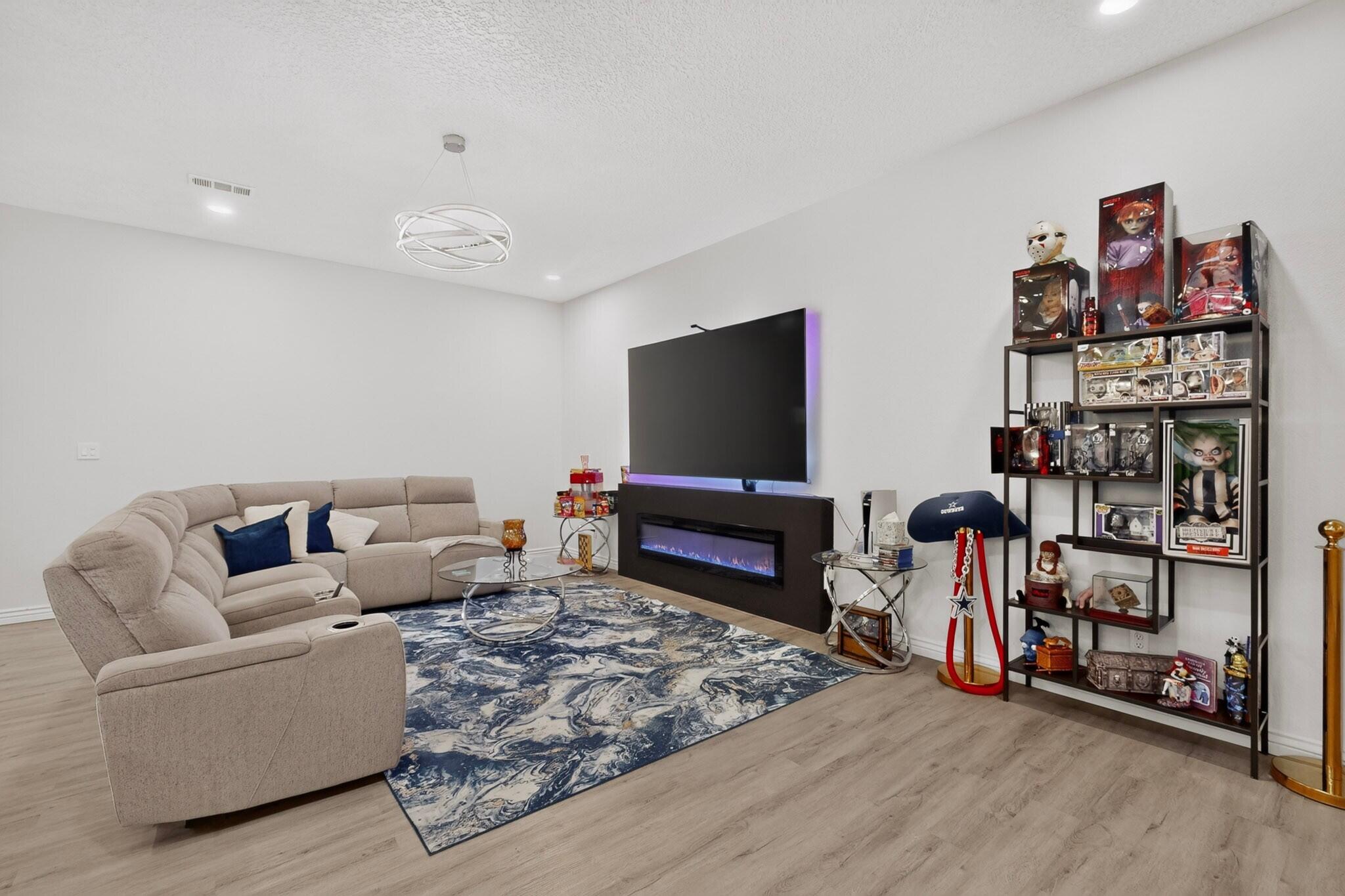 8312 Hawk Eye Road Northwest Albuquerque, NM 87120 - Photo 10 of 59 Gallery Image 10