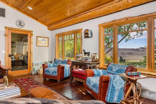 $4,599,000 | 716 Aspen Springs Ranch Road, Mammoth Lakes, CA 93546