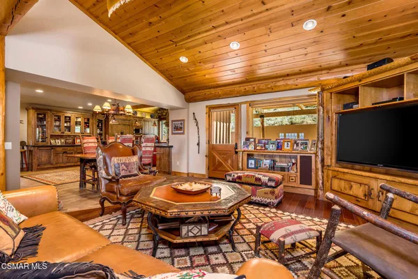 $3,950,000 | 716 Aspen Springs Ranch Road, Mammoth Lakes, CA 93546