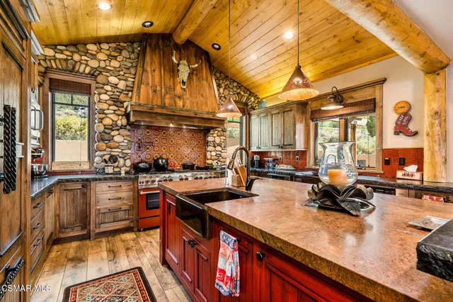 $4,599,000 | 716 Aspen Springs Ranch Road, Mammoth Lakes, CA 93546