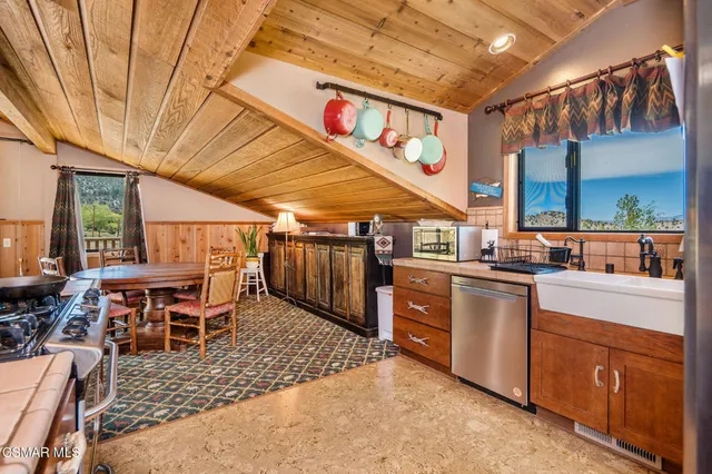 $4,599,000 | 716 Aspen Springs Ranch Road, Mammoth Lakes, CA 93546