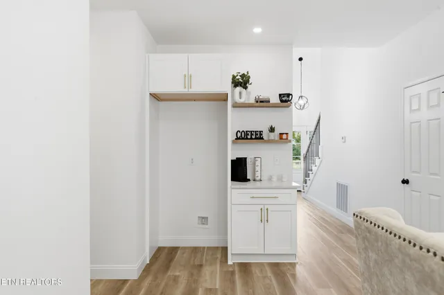 $525,000 | 1902 Woodbine Avenue, Knoxville, TN 37917