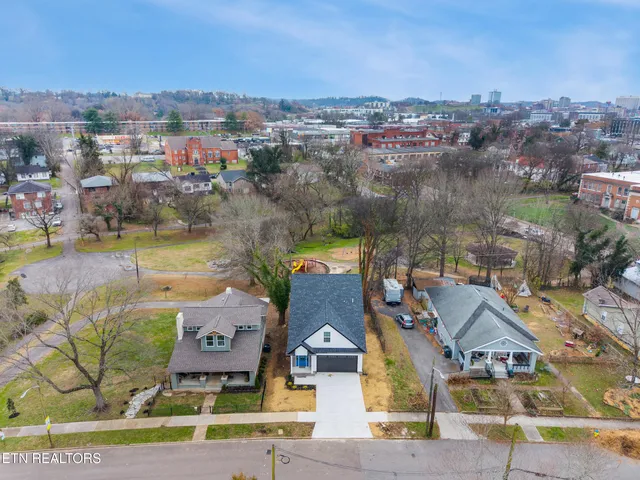 $525,000 | 1902 Woodbine Avenue, Knoxville, TN 37917