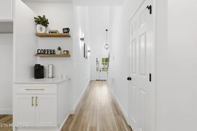 $525,000 | 1902 Woodbine Avenue, Knoxville, TN 37917