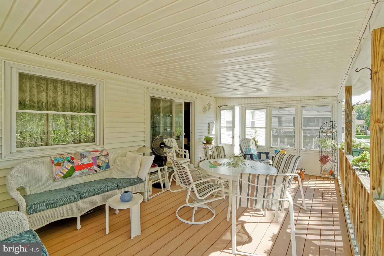 508 Hudson Avenue Pitman, NJ 08071 - Photo 27 of 32 Second floor deck