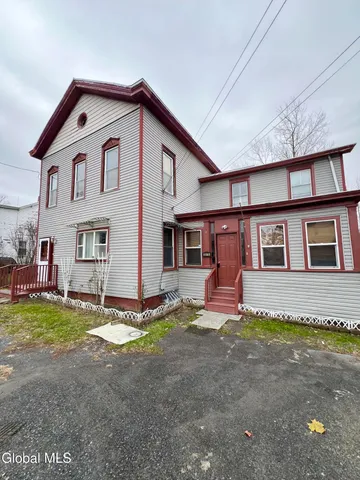 $334,900 | 6616 Highway 9, Hudson, NY 12534