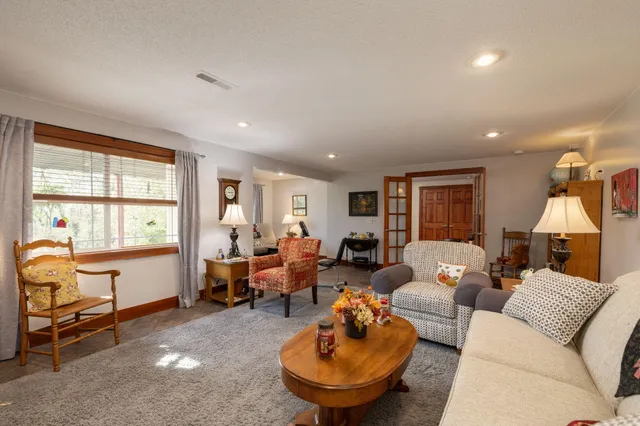 $399,900 | N2031 County Road F, La Crosse, WI 54601