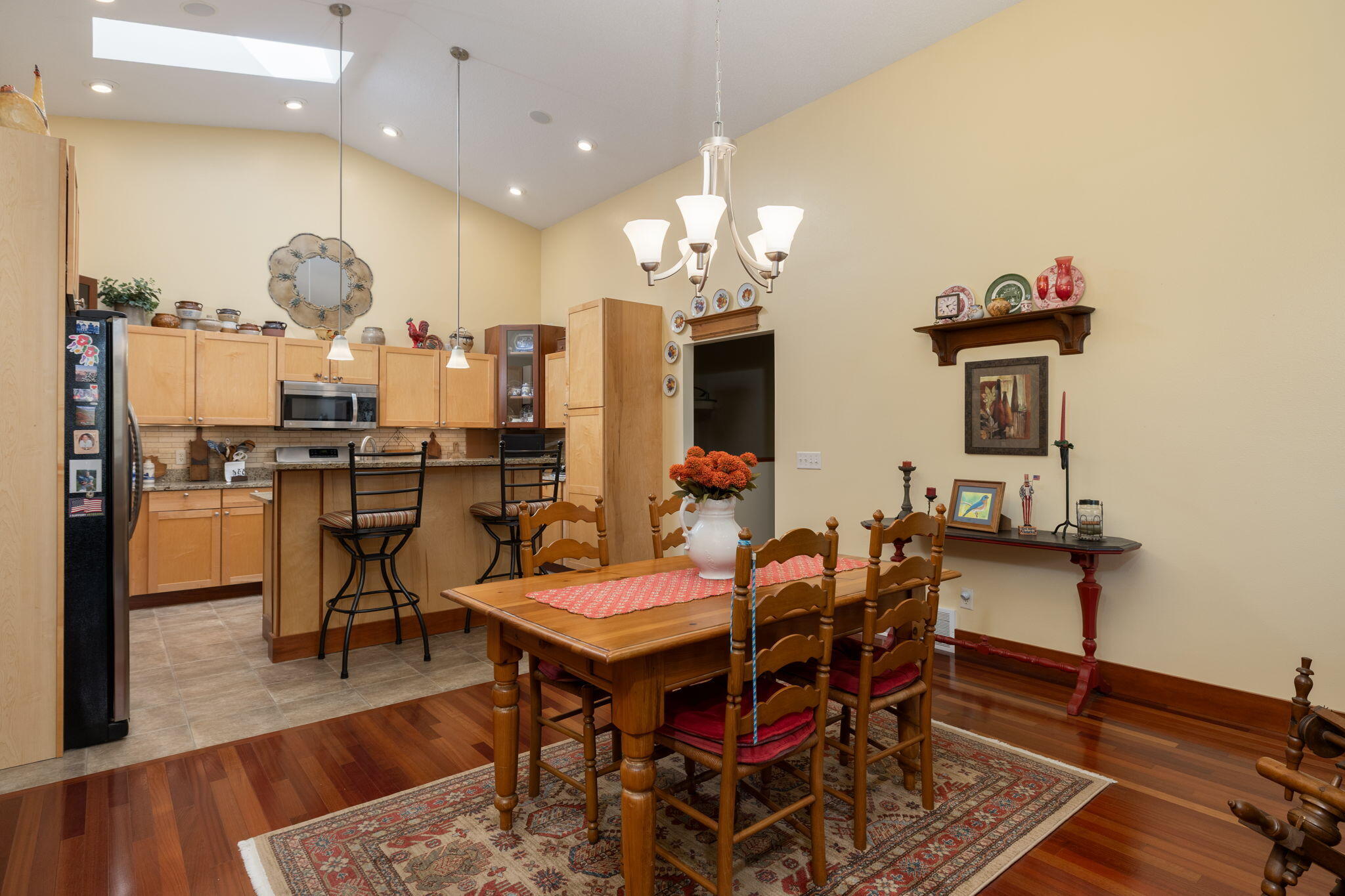 N2031 County Road F La Crosse, WI 54601 - Photo 5 of 25 Dining Room/Kitchen