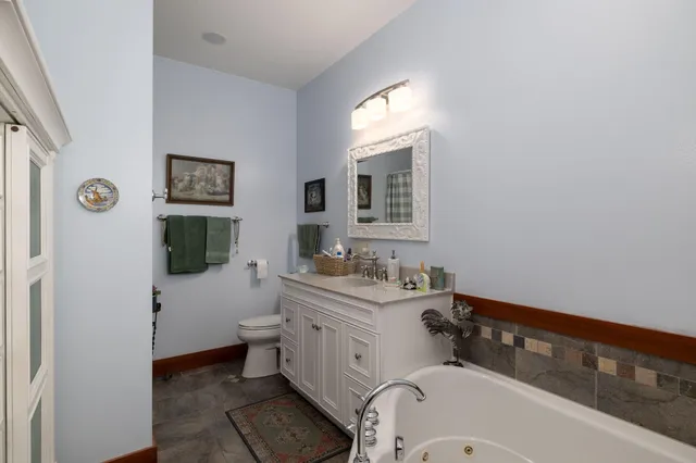 $399,900 | N2031 County Road F, La Crosse, WI 54601