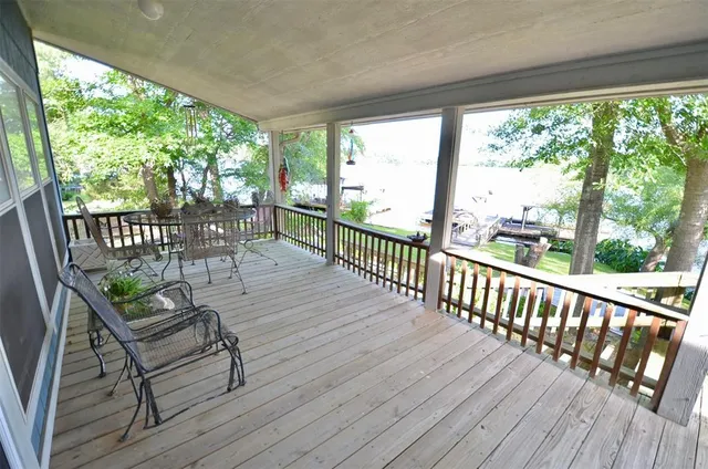 $295,000 | 116 Piney Point Drive, Murchison, TX 75778