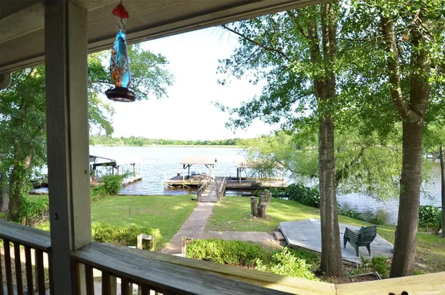 $295,000 | 116 Piney Point Drive, Murchison, TX 75778