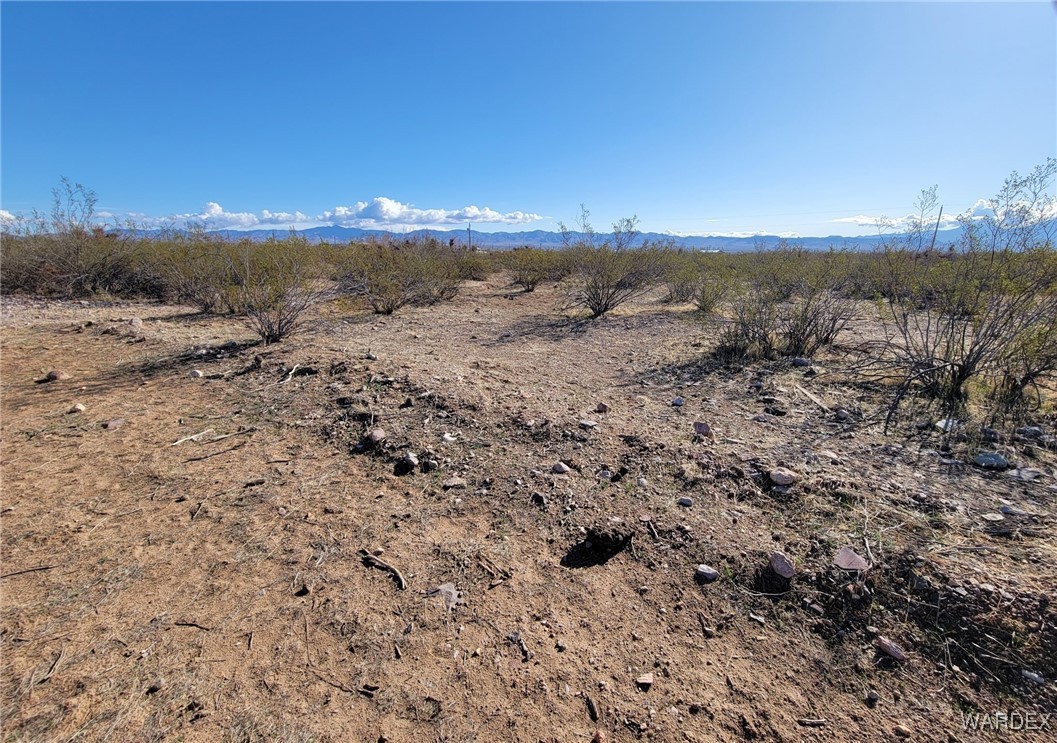 0 South Drake Road Golden Valley, AZ 86413 - Photo 6 of 10 View