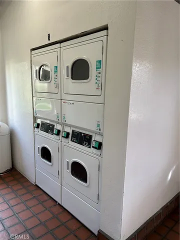 $2,150 | 1345 Cabrillo Park, Santa Ana, CA 92701