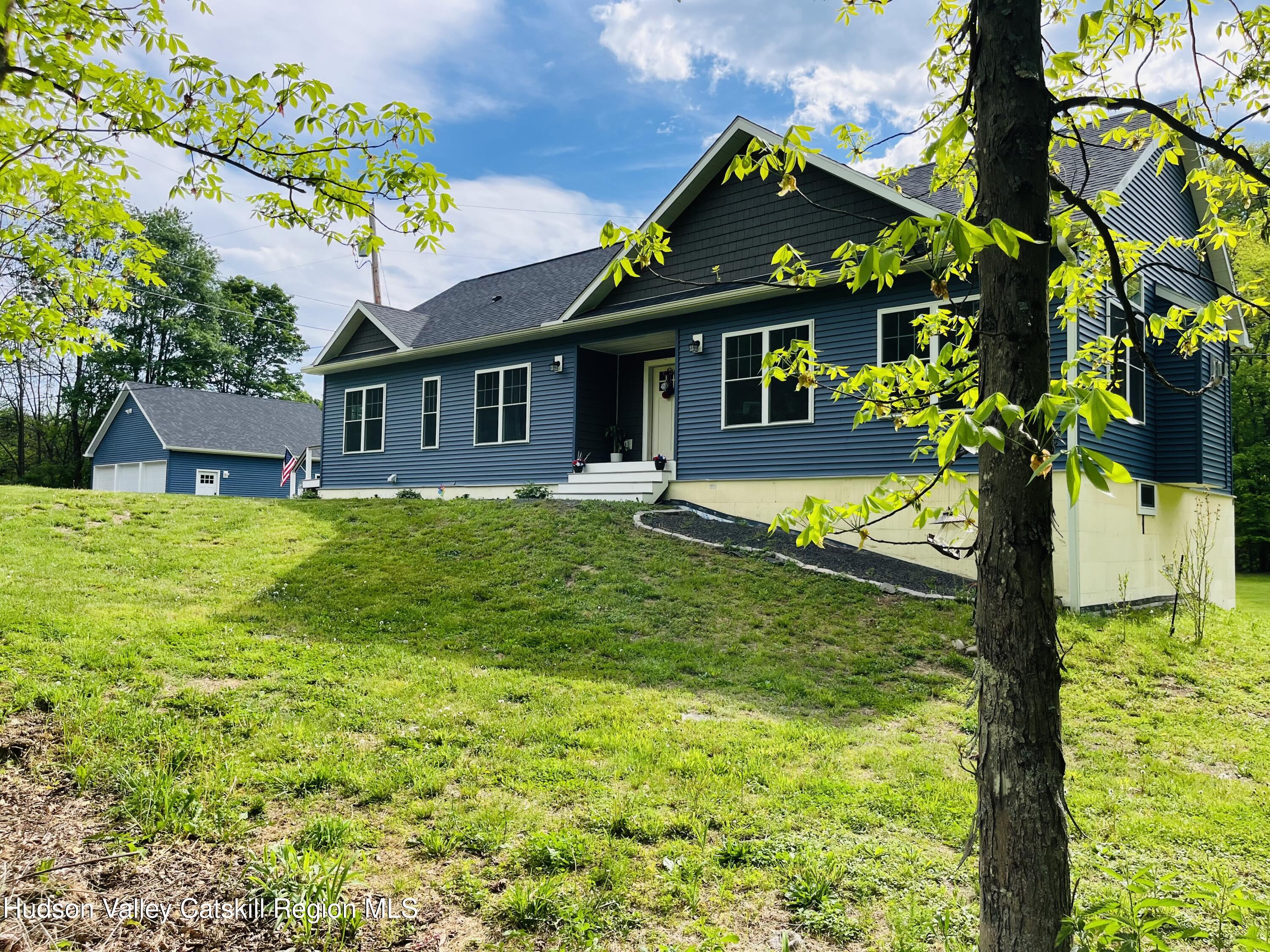 685 Sandy Plains Road Athens, NY 12451 - Photo 1 of 37 Photo May 19 2026, 4 08 49 PM