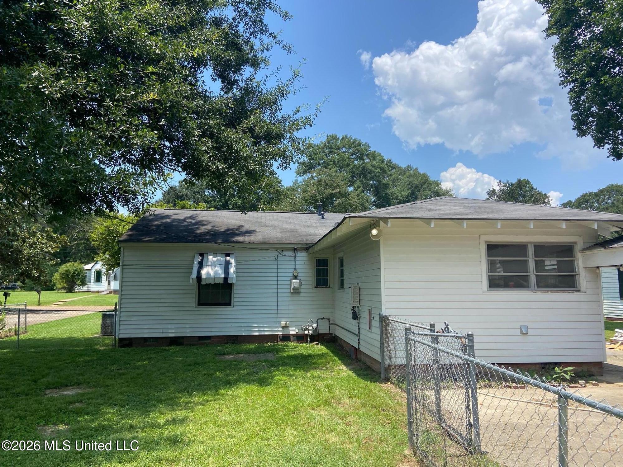 1005 Eastwood Road Natchez, MS 39120 - Photo 7 of 7 image6