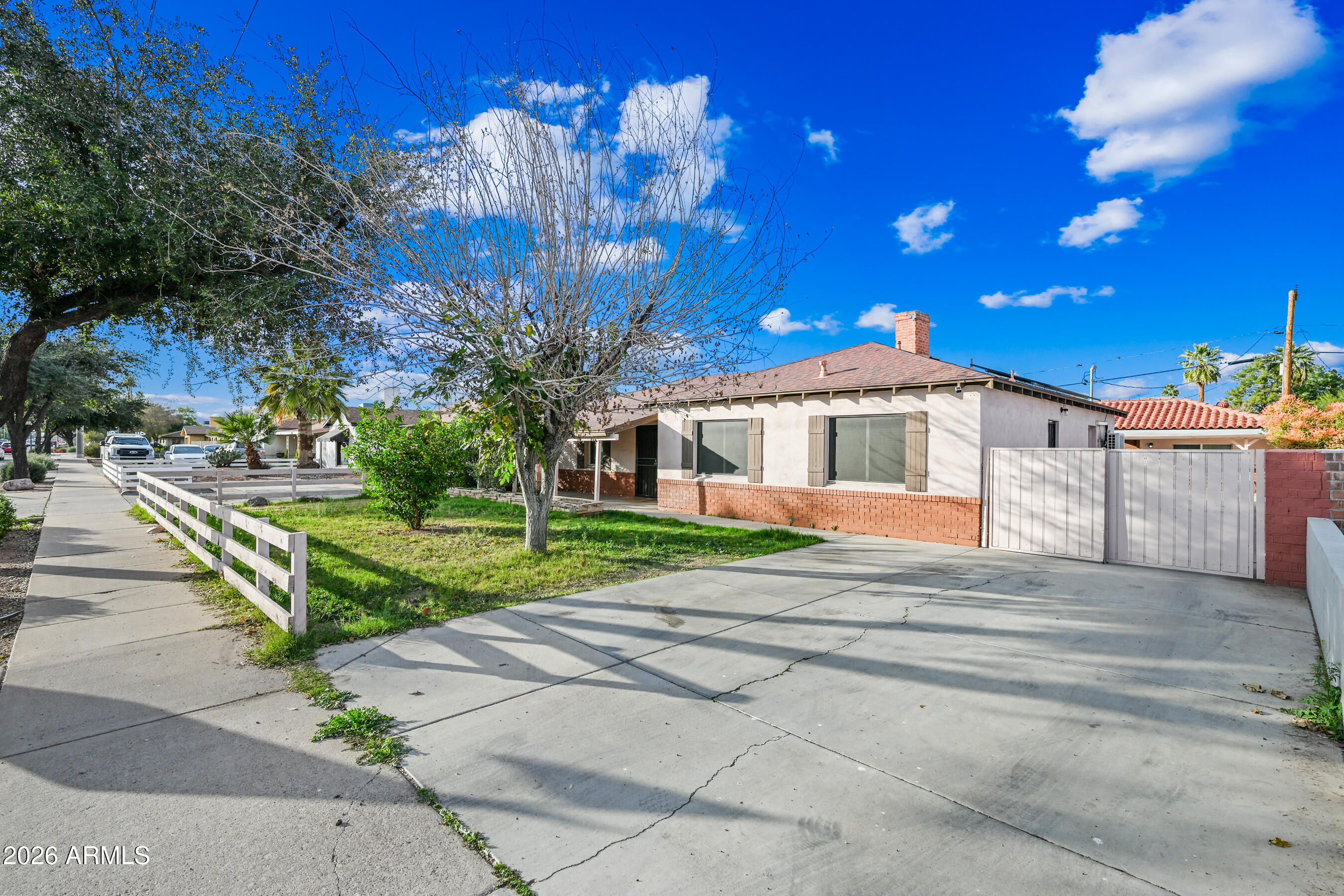 1724 West Thomas Road Phoenix, AZ 85015 - Photo 2 of 19 Two car extended driveway