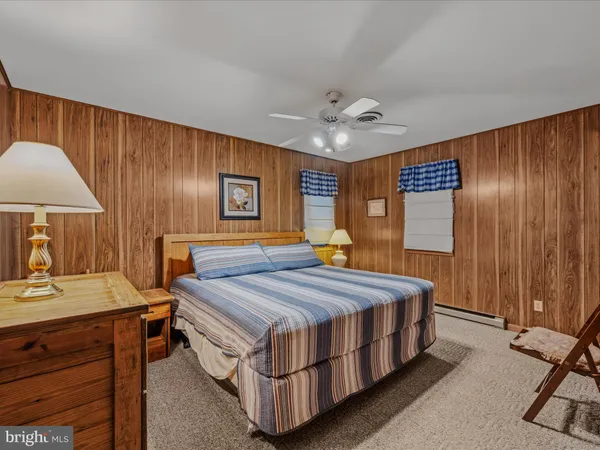 $445,000 | 35 Warbler's Way, Berkeley Springs, WV 25411
