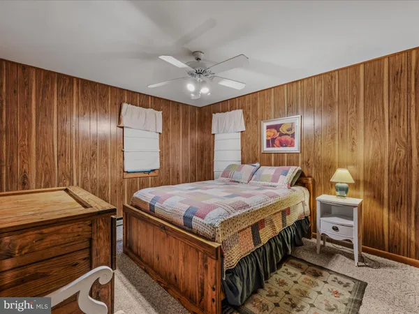 $445,000 | 35 Warbler's Way, Berkeley Springs, WV 25411