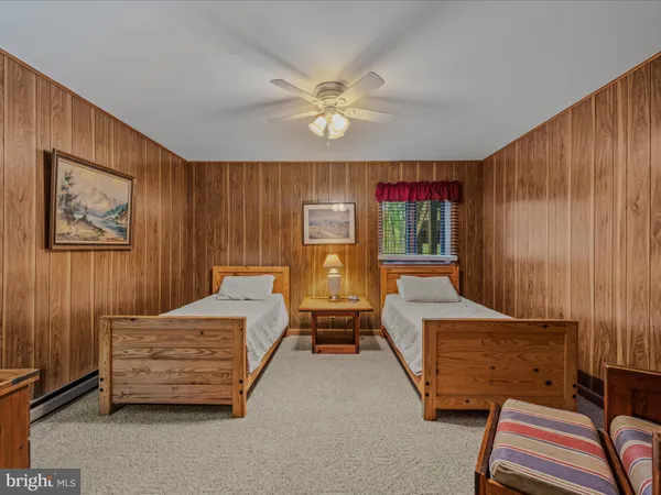 $445,000 | 35 Warbler's Way, Berkeley Springs, WV 25411