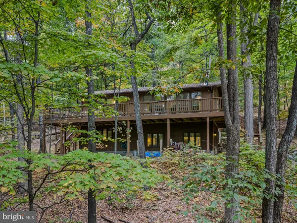 $445,000 | 35 Warbler's Way, Berkeley Springs, WV 25411