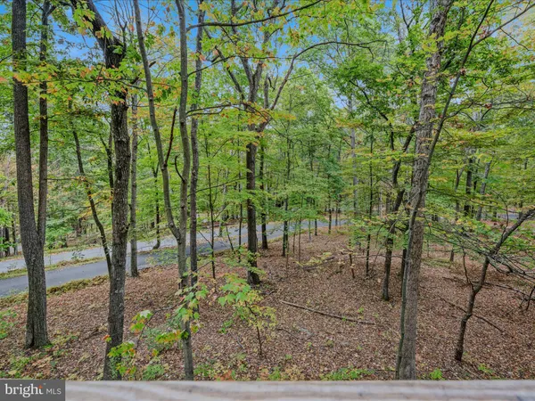 $445,000 | 35 Warbler's Way, Berkeley Springs, WV 25411