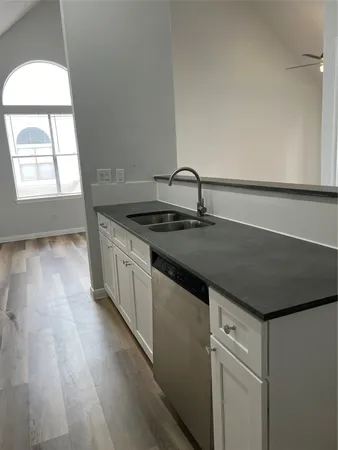 $1,100 | 14550 Fonmeadow Drive, Unit 1106, Houston, TX 77035