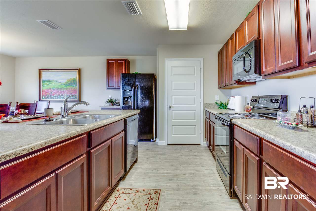 218 Landing Drive Foley, AL 36535 - Photo 7 of 15