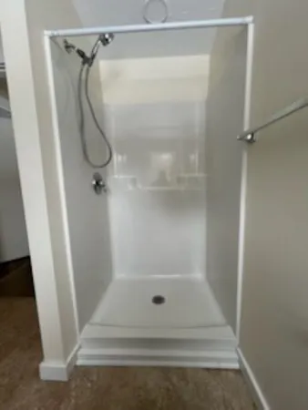 $2,800 | 2485 Hartford Avenue, Hartford, VT 05001