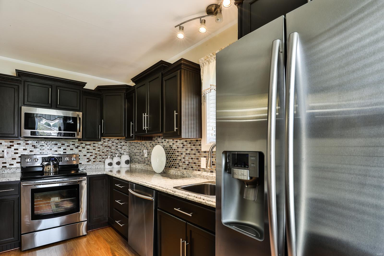 1434 Telegraph Road St. Louis, MO 63125 - Photo 8 of 27 Gallery Image 8