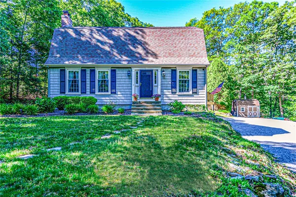 $739,900 | 132 Sheffield Hill Road, Exeter, RI 02822