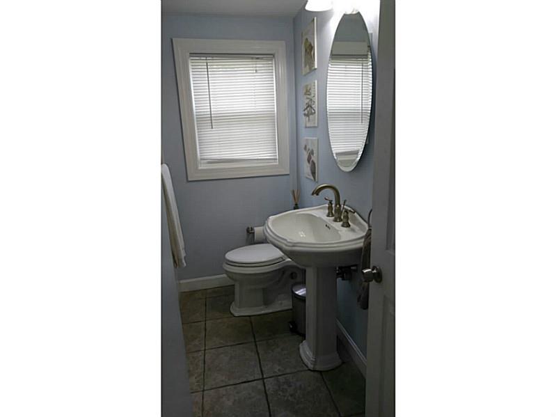 33 Novelty Road Warwick, RI 02889 - Photo 13 of 18 Bathroom.