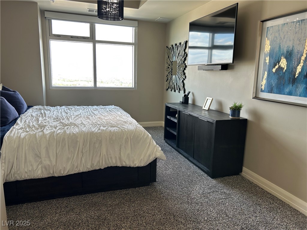 150 Las Vegas Boulevard North, Unit 2201 Las Vegas, NV 89101 - Photo 14 of 20