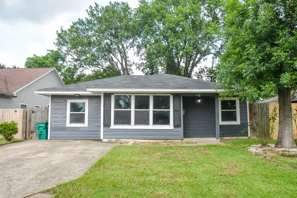$1,650 | 2109 Pomona Drive, Pasadena, TX 77506