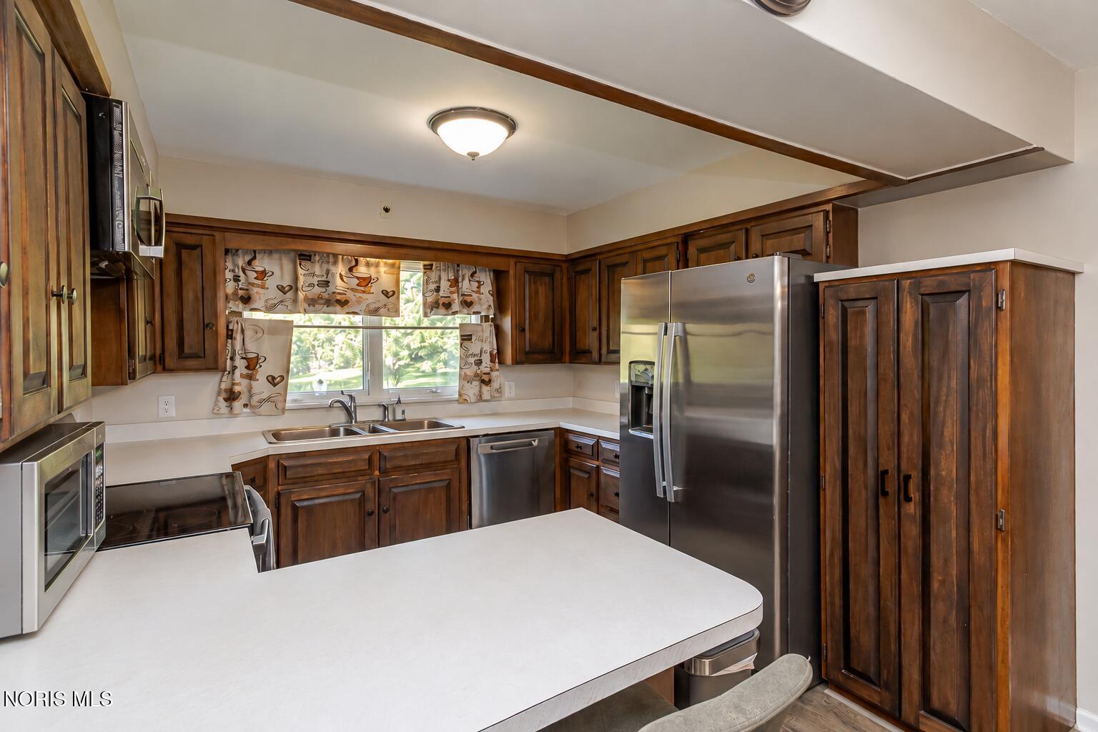 931 Harrow Road Toledo, OH 43615 - Photo 10 of 32 Gallery Image 10