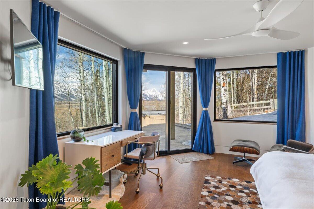 855 North Bar Y Road Jackson, WY 83001 - Photo 15 of 55 DownstairsPrimaryViews