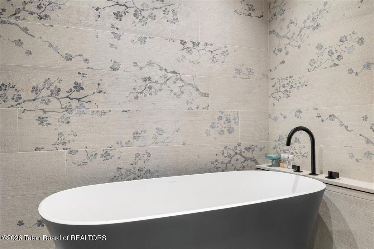 855 North Bar Y Road Jackson, WY 83001 - Photo 18 of 55 Victoria & Albert Soaking Tub - Primary