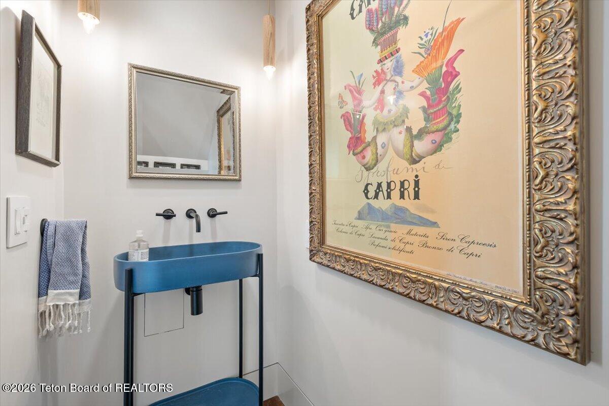 855 North Bar Y Road Jackson, WY 83001 - Photo 21 of 55 Powder Room
