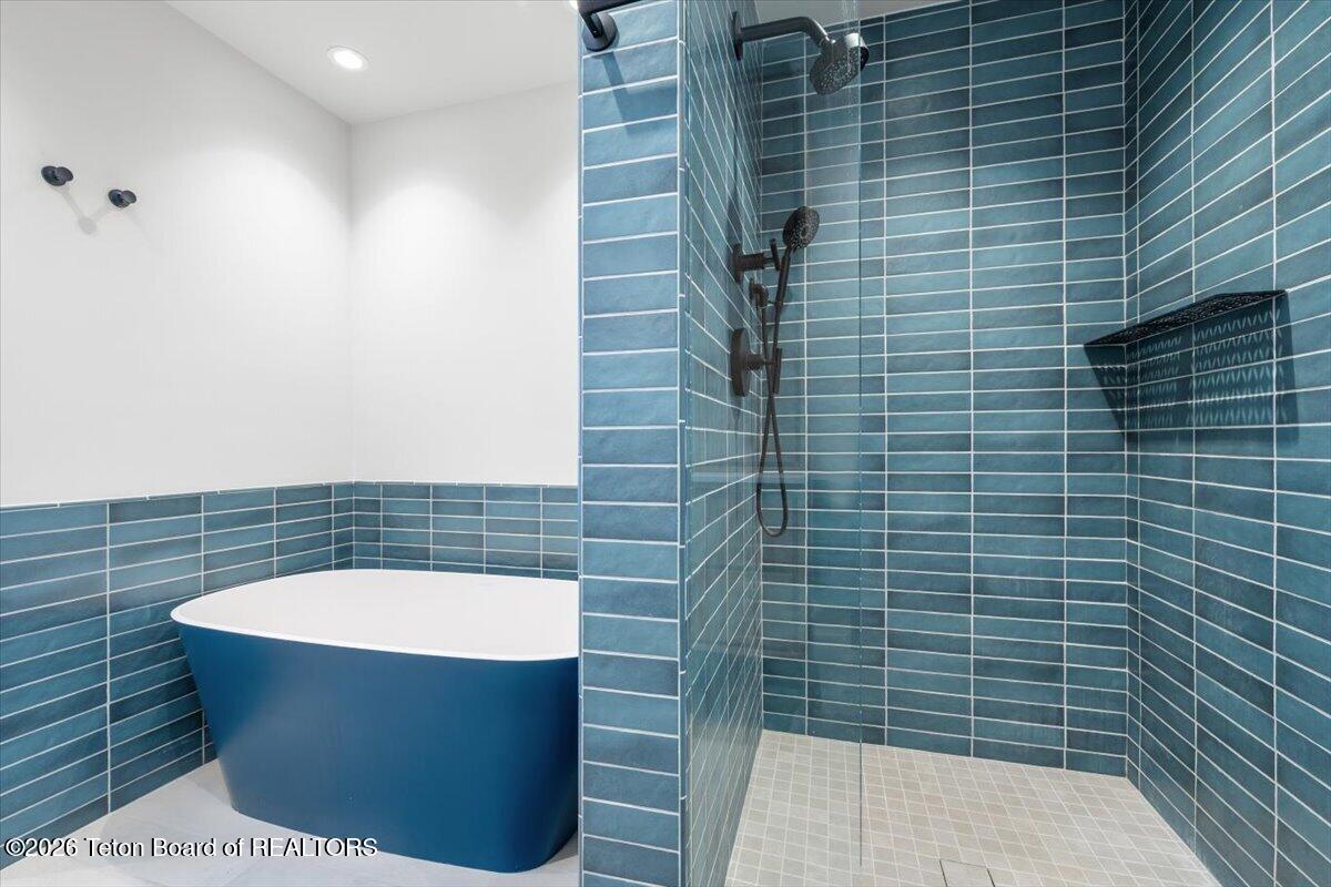855 North Bar Y Road Jackson, WY 83001 - Photo 28 of 55 Victoria & Albert Soaking Tub & Walk-in