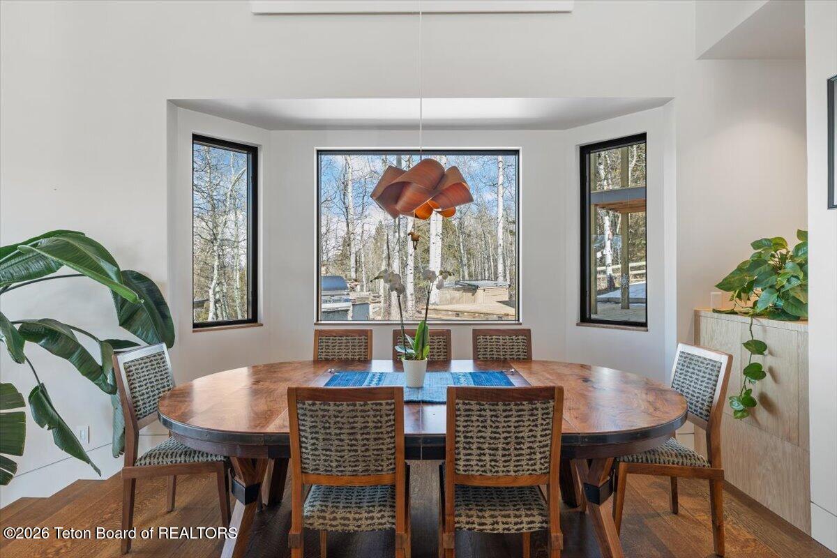855 North Bar Y Road Jackson, WY 83001 - Photo 5 of 55 DiningRoom