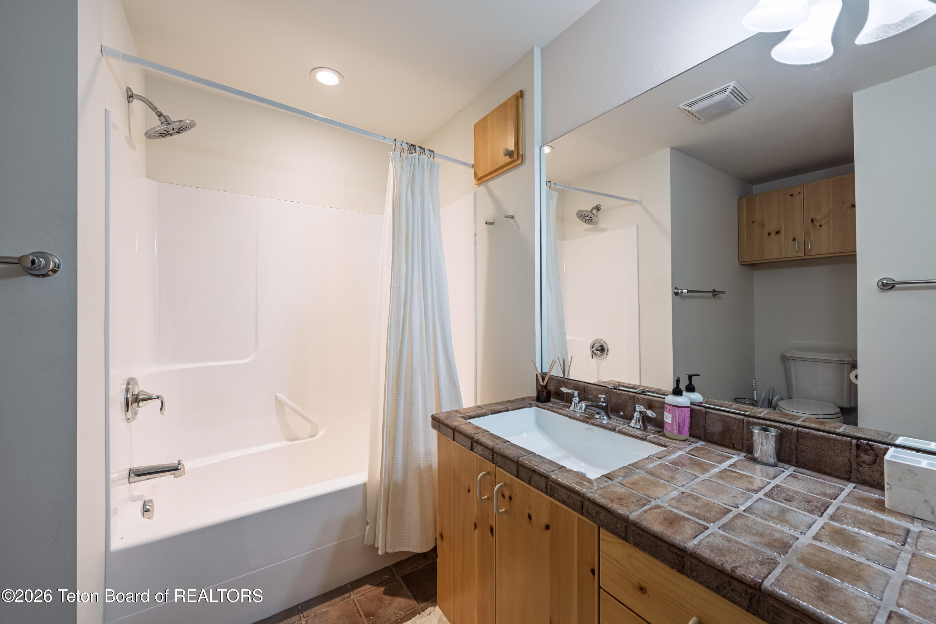 855 North Bar Y Road Jackson, WY 83001 - Photo 58 of 58 GuestHouseBath2