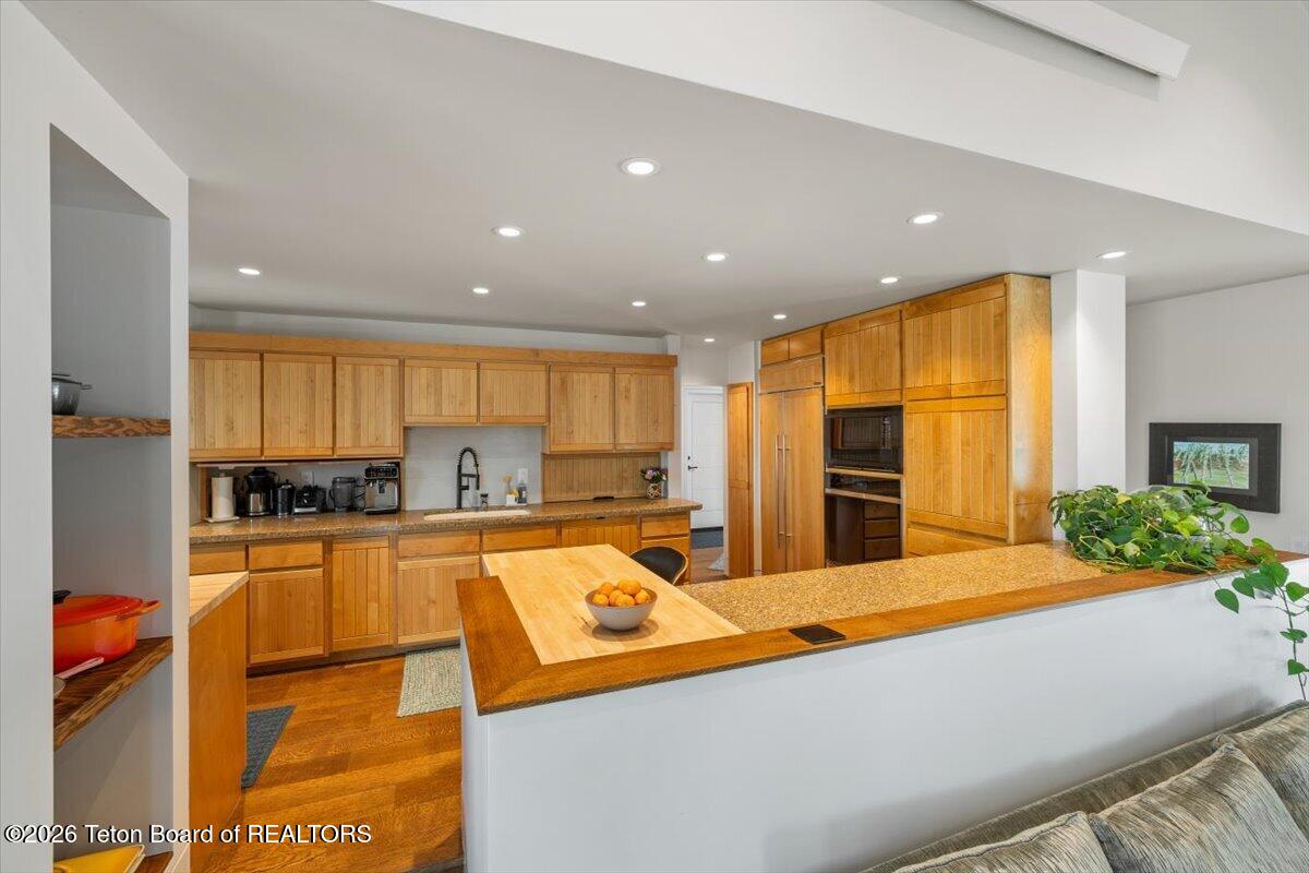 855 North Bar Y Road Jackson, WY 83001 - Photo 9 of 55 Kitchen